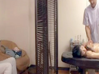 Surprisingly Naughty Touch - A Naive Boyfriend's Massage in Tokyo